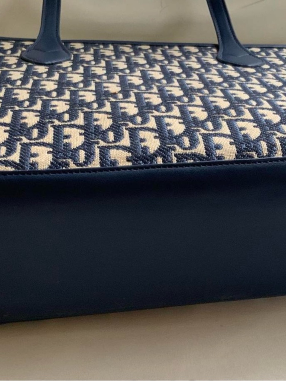 ‼️WOW‼️CD La FEMME TOTE Bag Navy and Cream Oblique Canvas Tote‼️ - Picture 4 of 10
